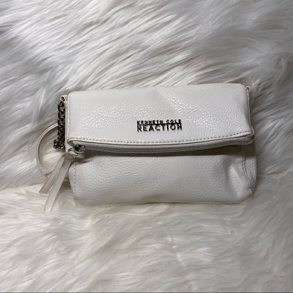 Kenneth Cole Reaction Crossbody Bag - Picture 2 of 7